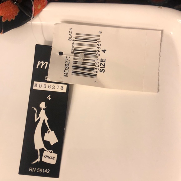 VNTG Muse Floral Chiffon Dress Size 4 - Picture 4 of 5